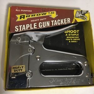 Vtg ARROW T-50 Handheld Stapler Heavy Duty Staple Gun Tacker EUC W/ Box